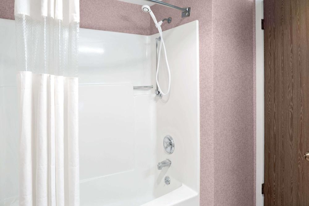 Ramada By Wyndham ספוקיין ואלי מראה חיצוני תמונה